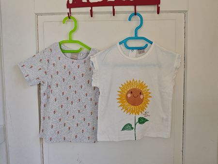 T-Shirts und 92