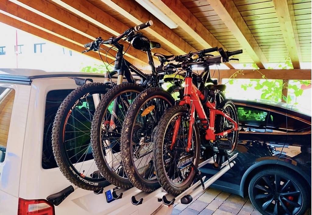 Portapacchi: Fahrradträger Original VW Multivan T6 – Usato da Münchenstein venduto da rei_6xrg 2