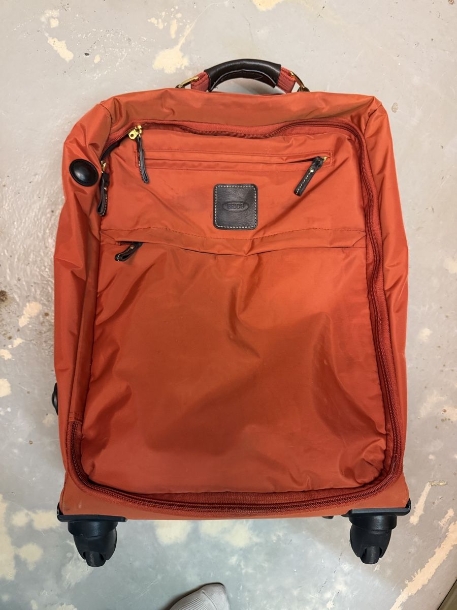 Brics Valigie: Bric's X-Collection Spinner 21" Sunset Carry On Suitcase – Usato da Herrliberg venduto da Tubalp
