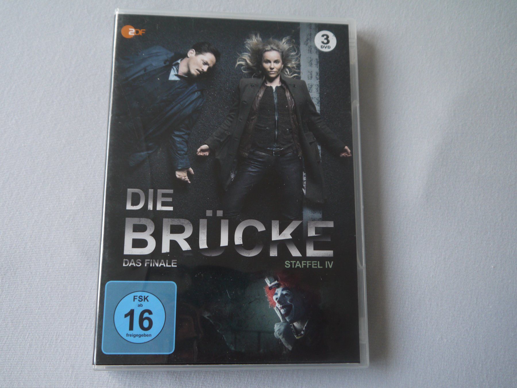 Tutti i DVDs: DIE BRÜCKE -Staffel 4 -Finale Staffel – Usato da Hagendorn venduto da Blaf