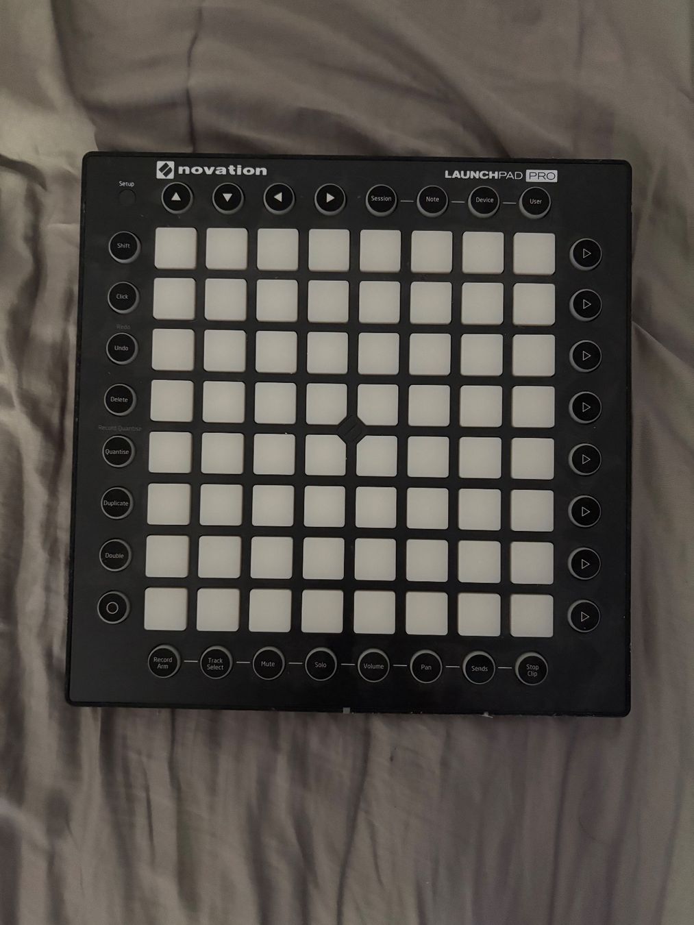 Novation Strumenti musicali: MIDI Controller Novation Launchpad Pro gebraucht – Usato da Zürich venduto da Bigteddy_05