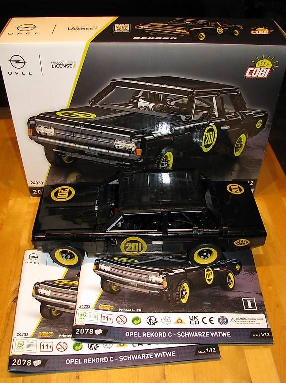 Cobi Kit di costruzioni: Cobi Opel Rekord "schwarze Witwe" – Usato da Wangen b. Olten venduto da Binggeli4