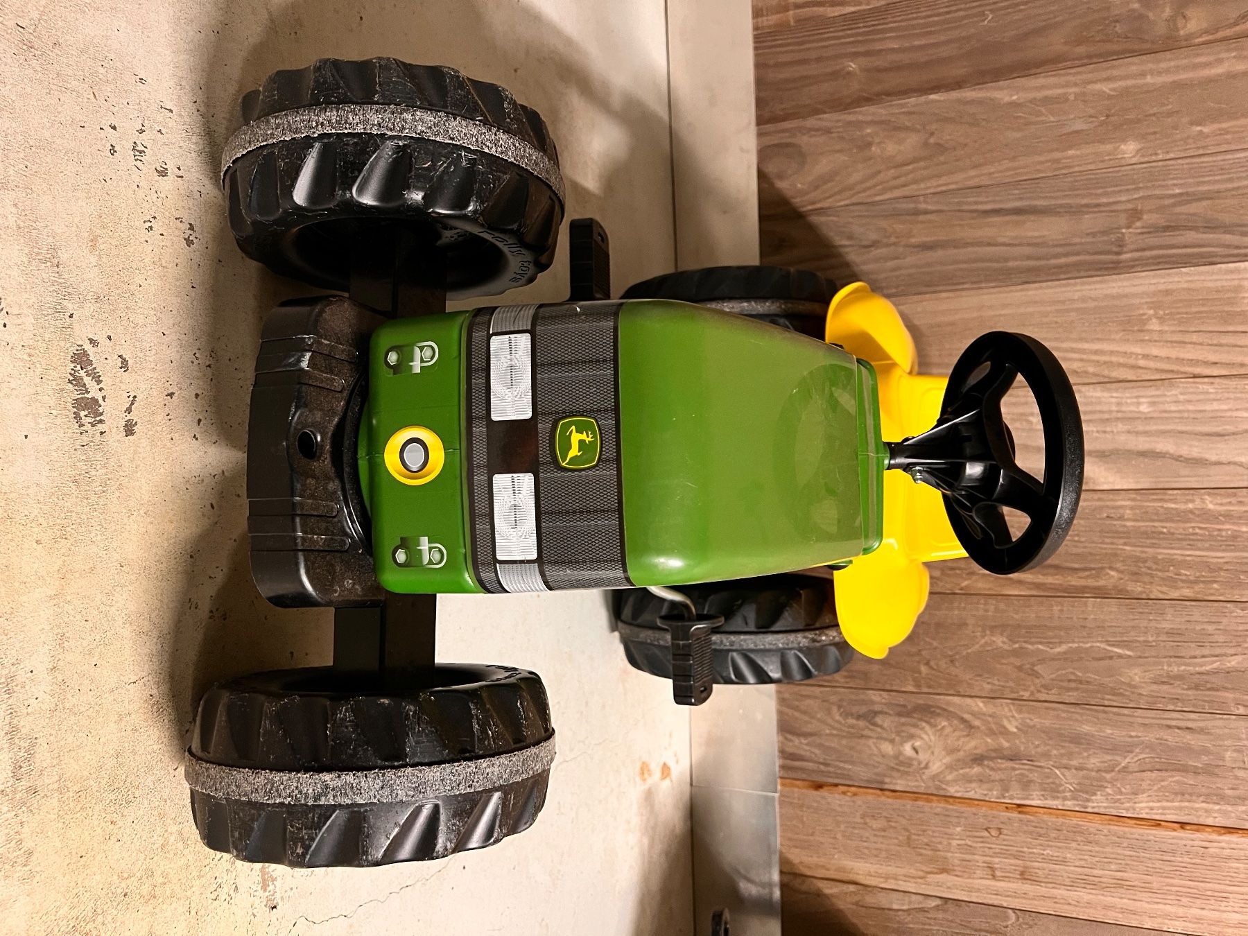 John Deere Fahrzeuge für Kinder: Kindertraktor John Deere mit Anhänger und Wassertank – Gebraucht aus Sulz von kle_shz8 1