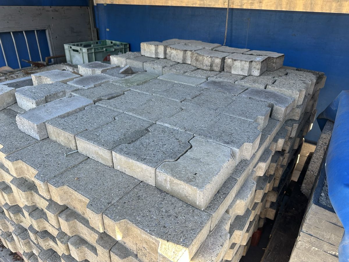 Bodenbeläge: Pavé pour environ 30 m2 – Gebraucht aus Le Landeron von Gudul0 4