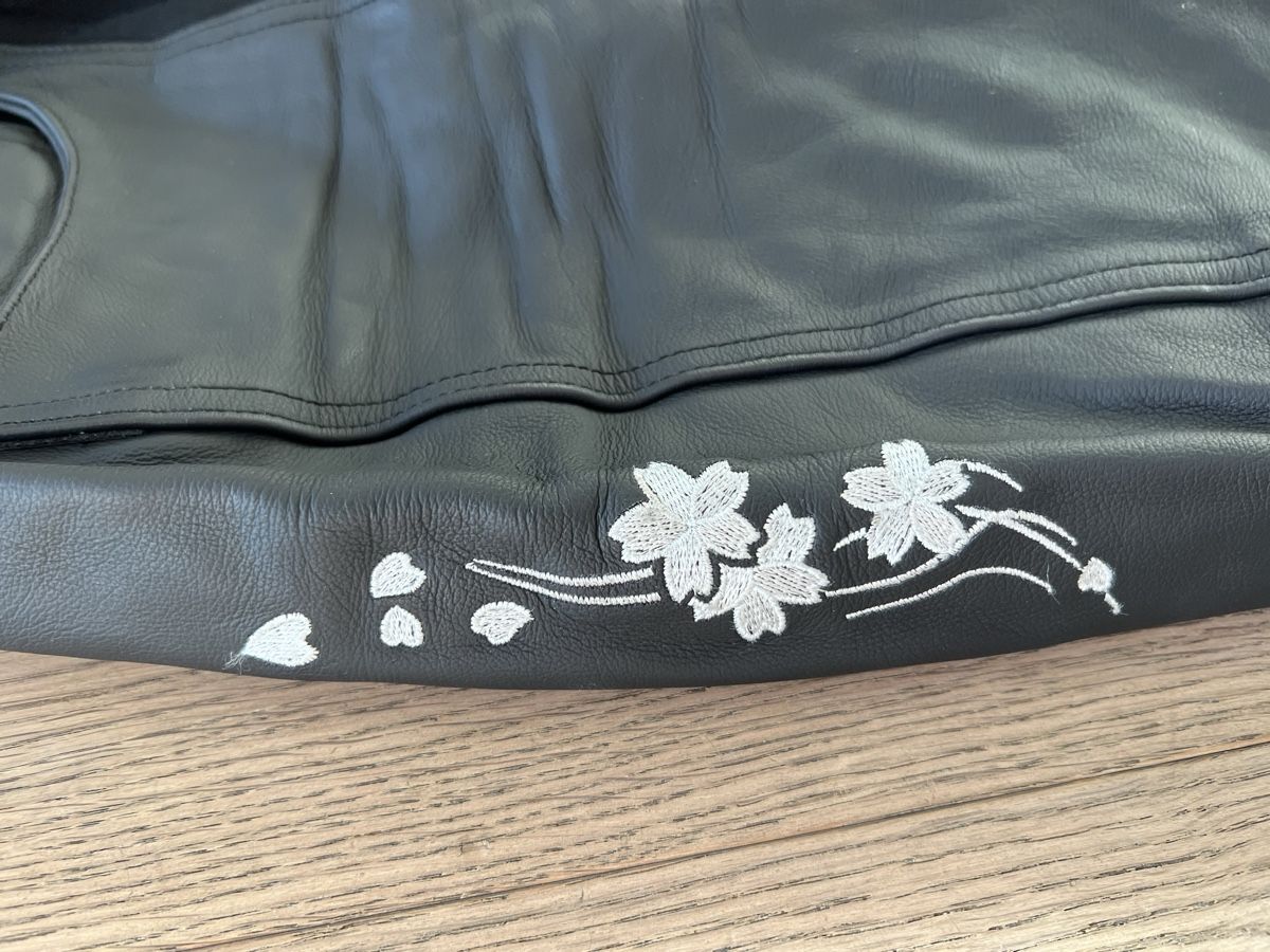 Completi & Tailleur: Motorrad Leder Kombi von Richa – Usato da Mettmenstetten venduto da plenaspei 1