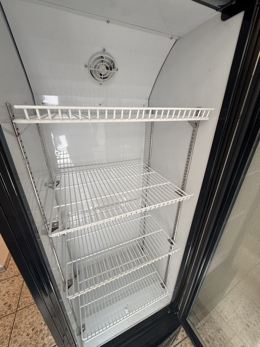 Réfrigérateurs: Kühlschränke Vitrine  – Défectueux à Zürich par pey_mtw2 3