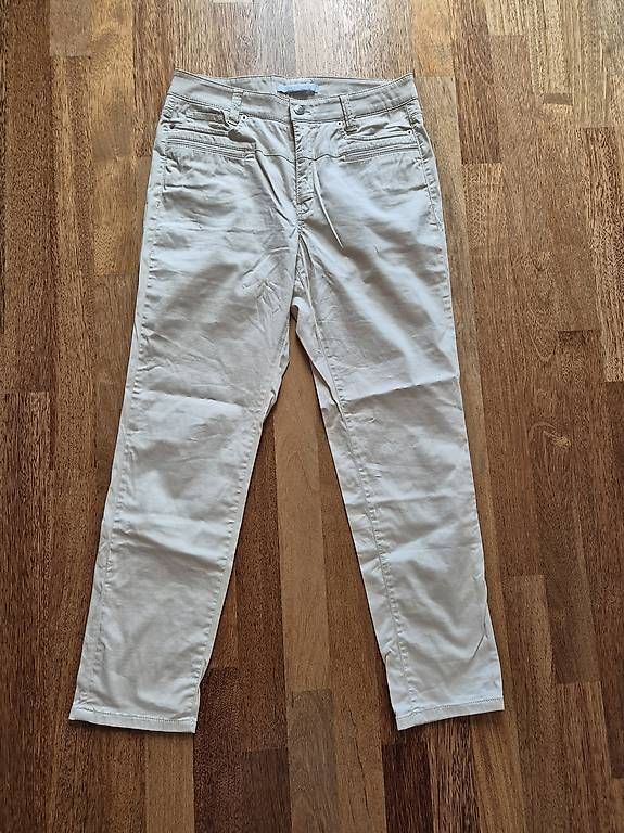 Pantalons: Damen Hose Grösse 40 – D'occasion à Schneisingen par sil_qb5m