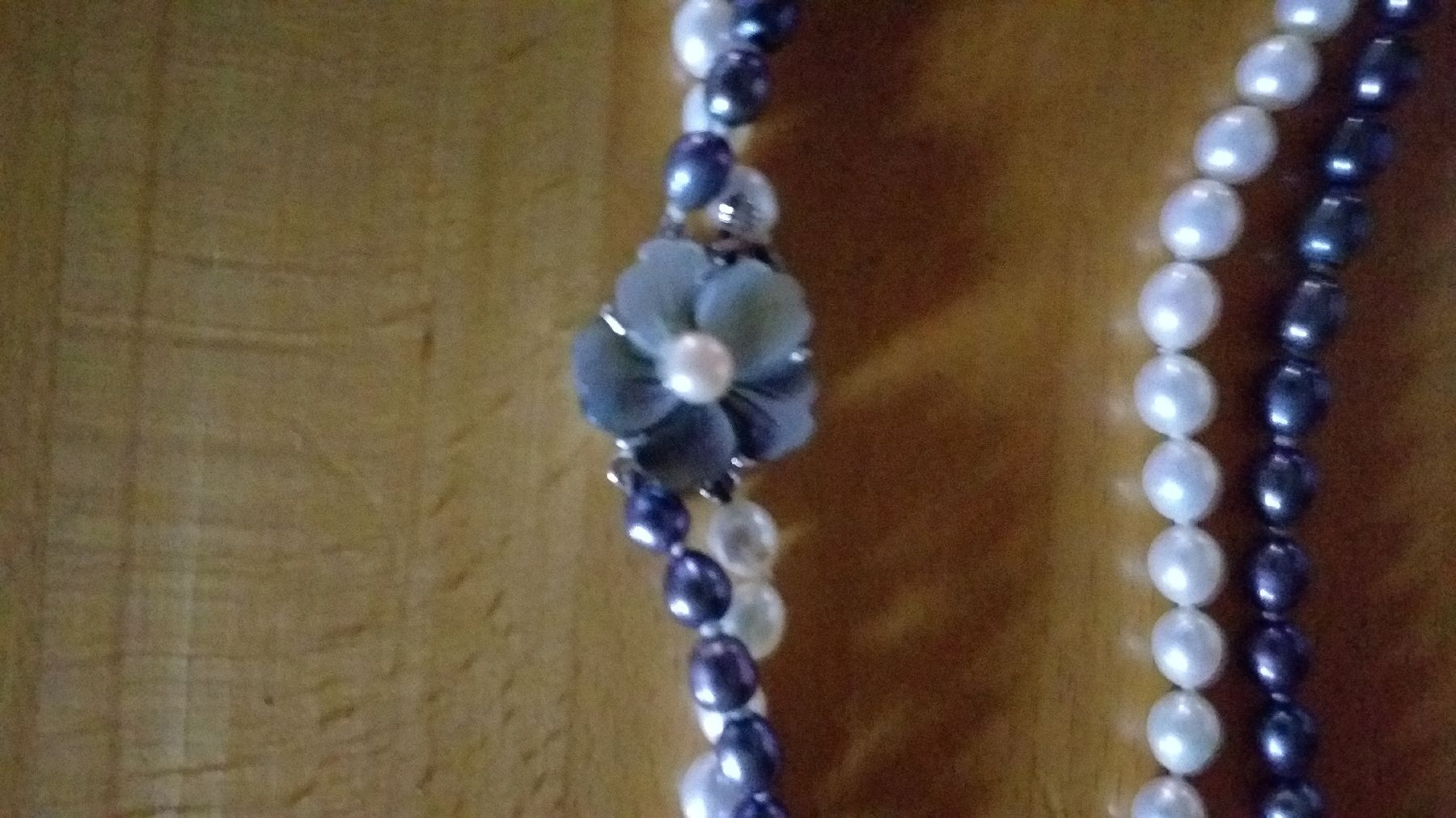 Catenine: Perlenkette – Usato da Wünnewil venduto da 04Blume 1