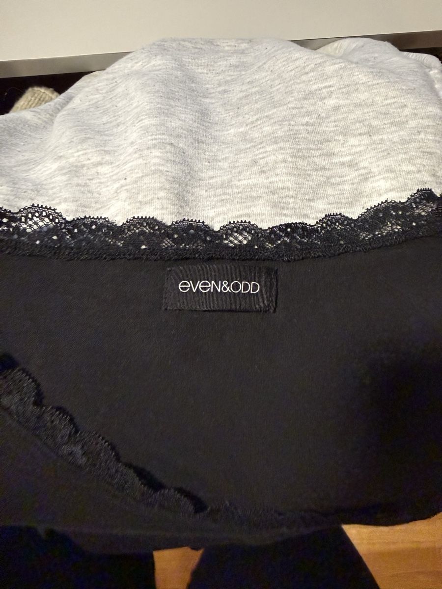 Tops: Even&Odd Top, Langarm mit Spitzen – Neu (gemäss Beschreibung) aus Unterägeri von ann_x8pf 2
