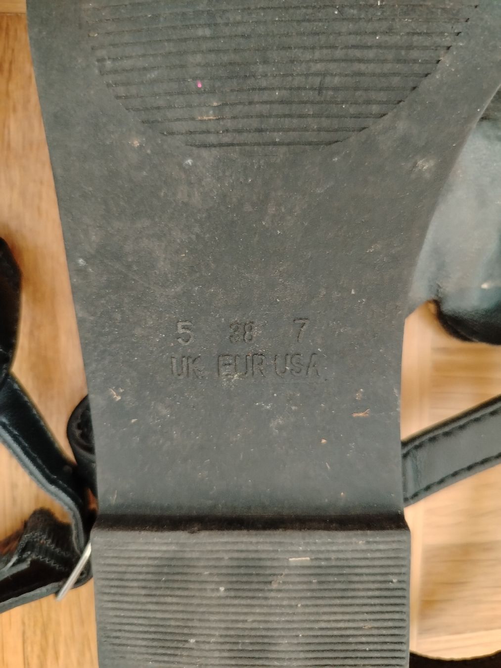 Schuhe für Mädchen: Sandali infradito – Gebraucht aus Davesco-Soragno von Mia_sii 2