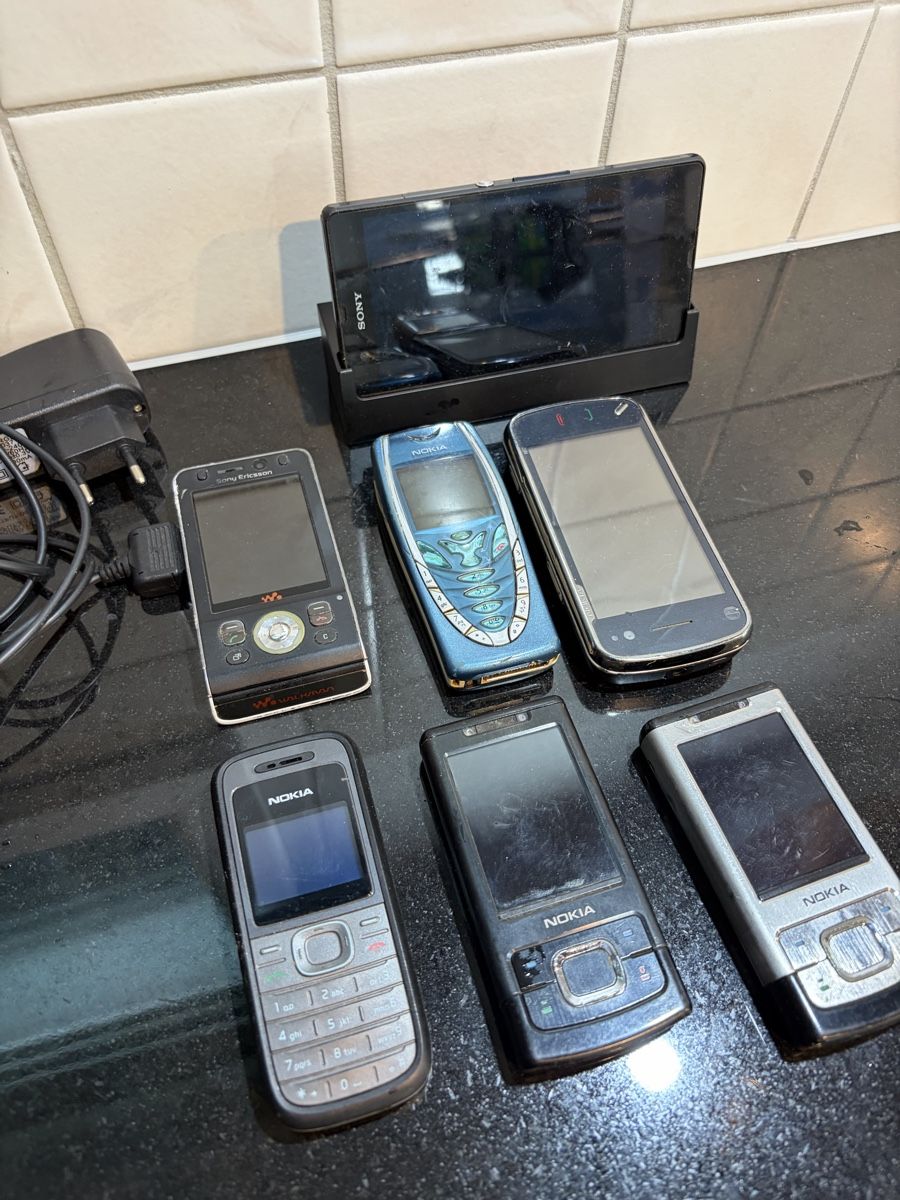 Telefoni cellulari / Smartphones: Handy‘s – Usato da Hägendorf venduto da StuderPascal 1