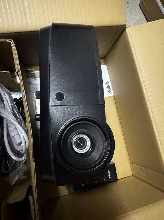 Videoprojektoren: InFocus IN126a Beamer / Projektor  Neu  – Neu und originalverpackt aus Künten von joe_99yw 1