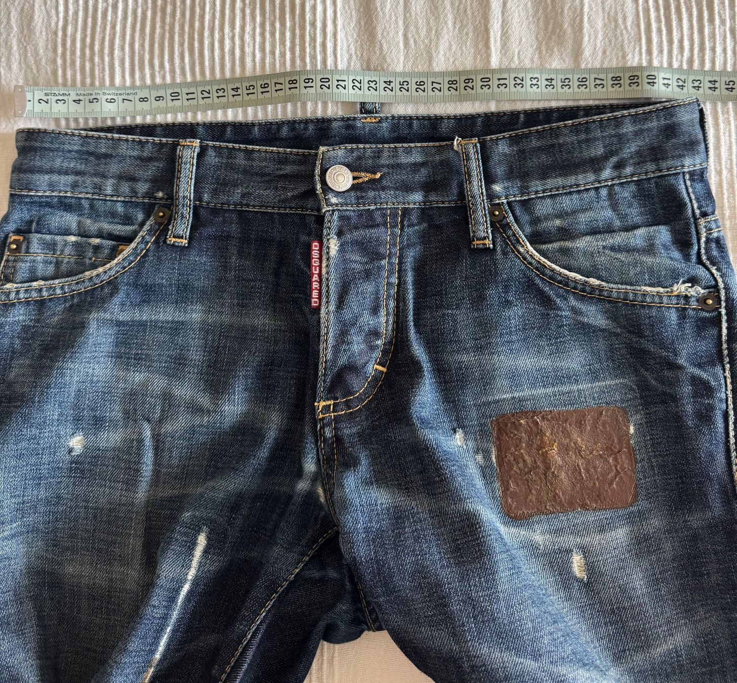 Dsquared2 Jeans: Jeans Hose Dsquared2 Grösse 46 – Usato da Trélex venduto da stripedthrift 2
