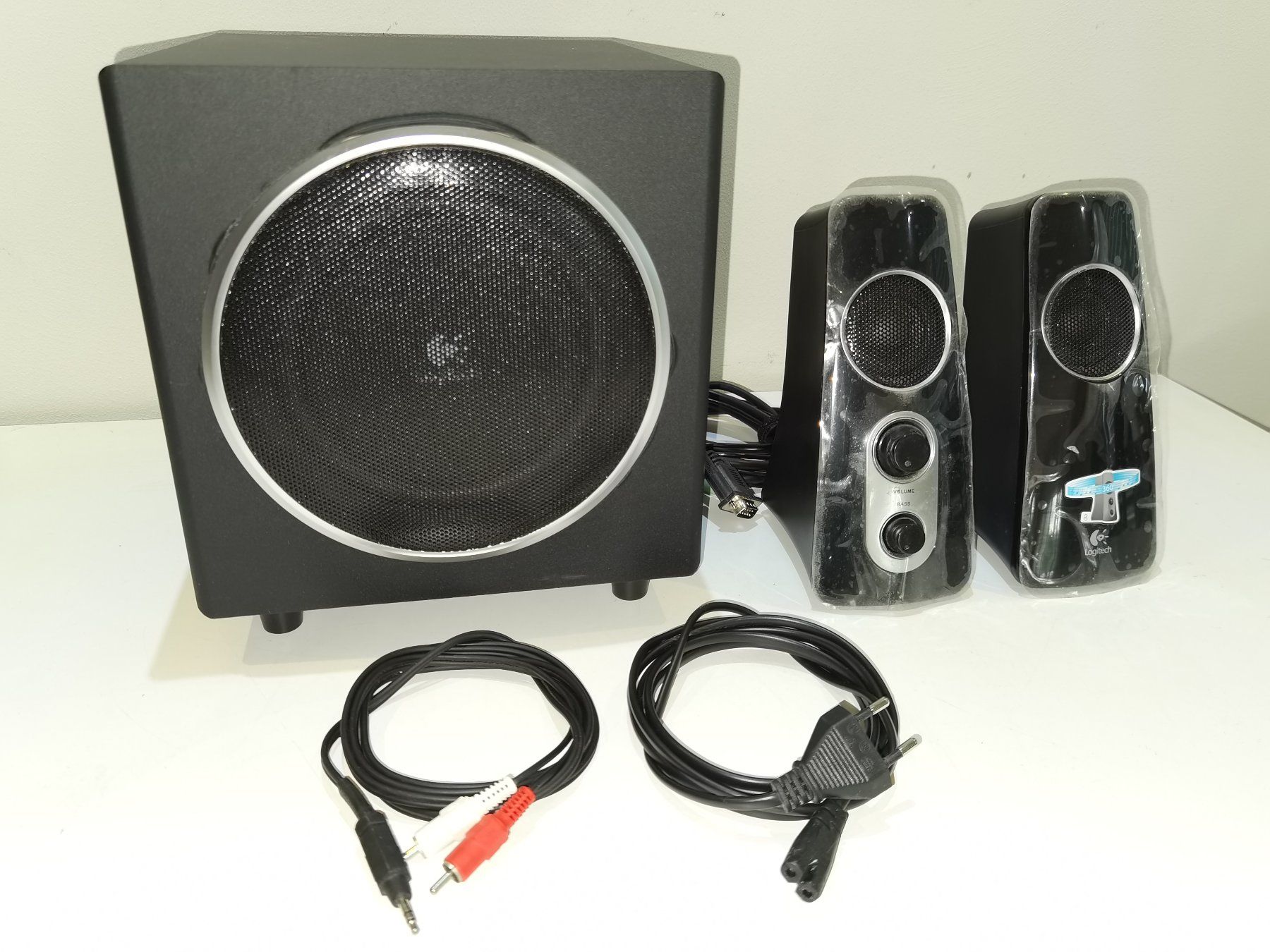 Casse acustiche: Logitech Z523 Lautsprechersystem mit Subwoofer Soundsystem – Usato da Niederneunforn venduto da Gusti123 4