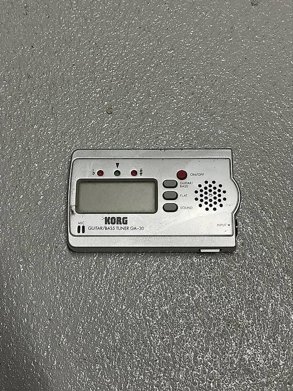 Instruments de musique: Korg Gitarren Stimmgerät – D'occasion à Davos Dorf par Benji81992