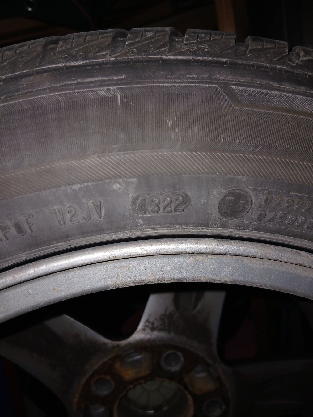 BMW Felgen: BMW 325Xi E46 Felgen mit Winterpneu. – Gebraucht aus Gähwil von stilli11 3