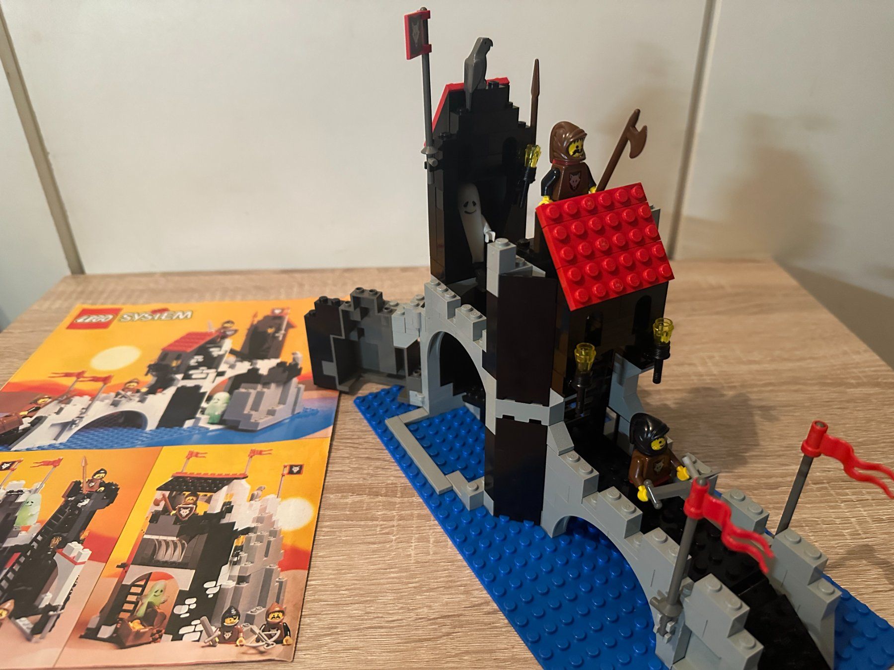 Lego Kit di costruzioni: LEGO Ritter 6075 Wolfpack Tower – Usato da Basel venduto da Don-Angel 3