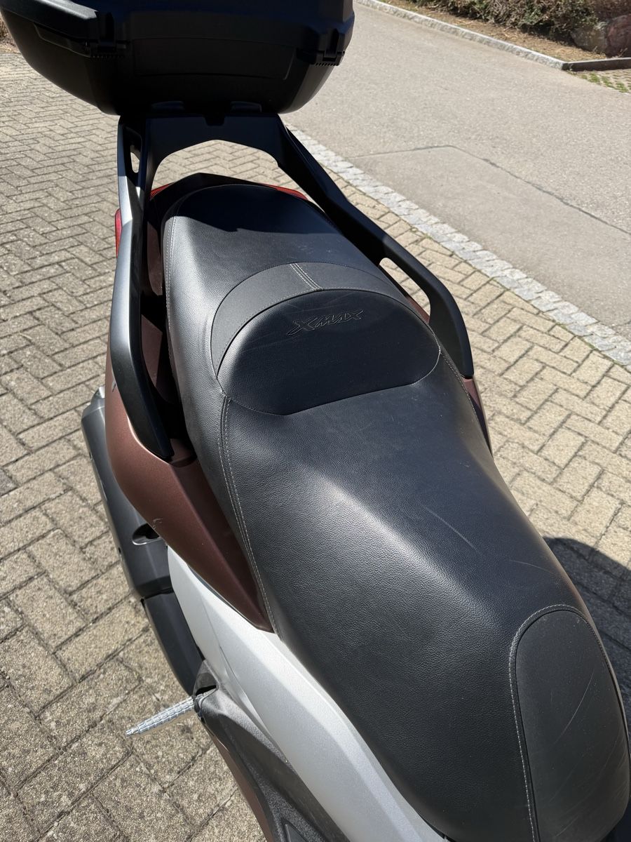 Yamaha Scooters: YAMAHA XMAX 300 ABS Roller – D'occasion à Berikon par lai_8wpt 8
