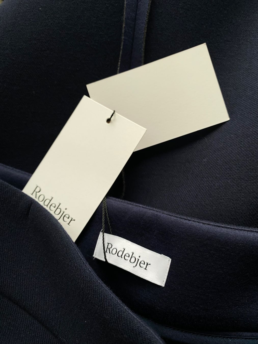 Gonne: RODEBJER Mayca Rock - neu - – Nuovo (secondo la descrizione) da Jona venduto da vanessasupermarket20 7