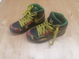 Veloschuh, 38, line king, five ten, freerider