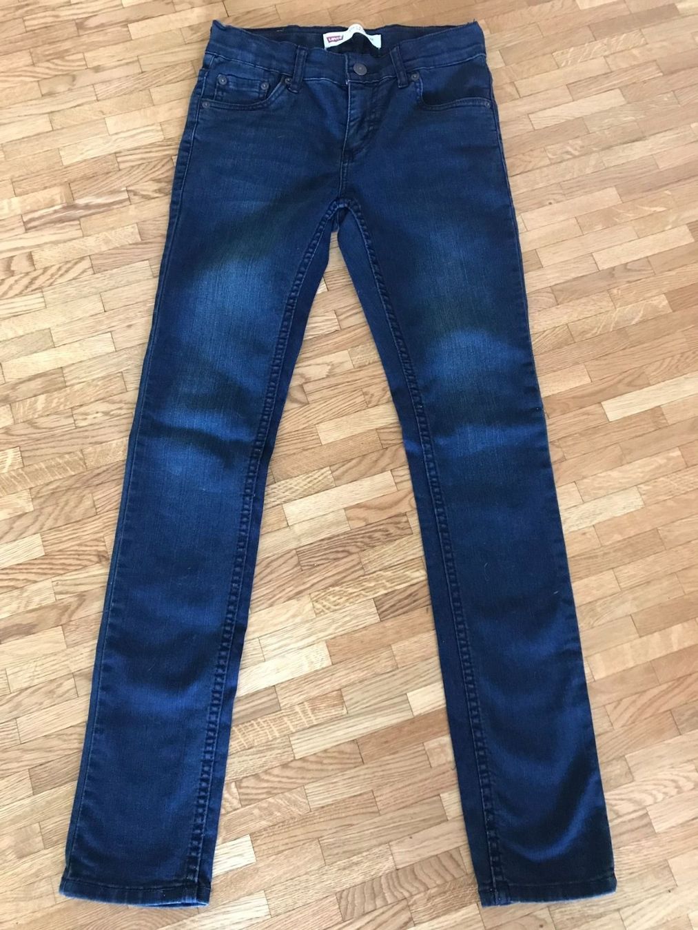 Levi's Hosen: Levis 519 extrême skinny taille 12 ans – Gebraucht aus Meyrin von dijin 1