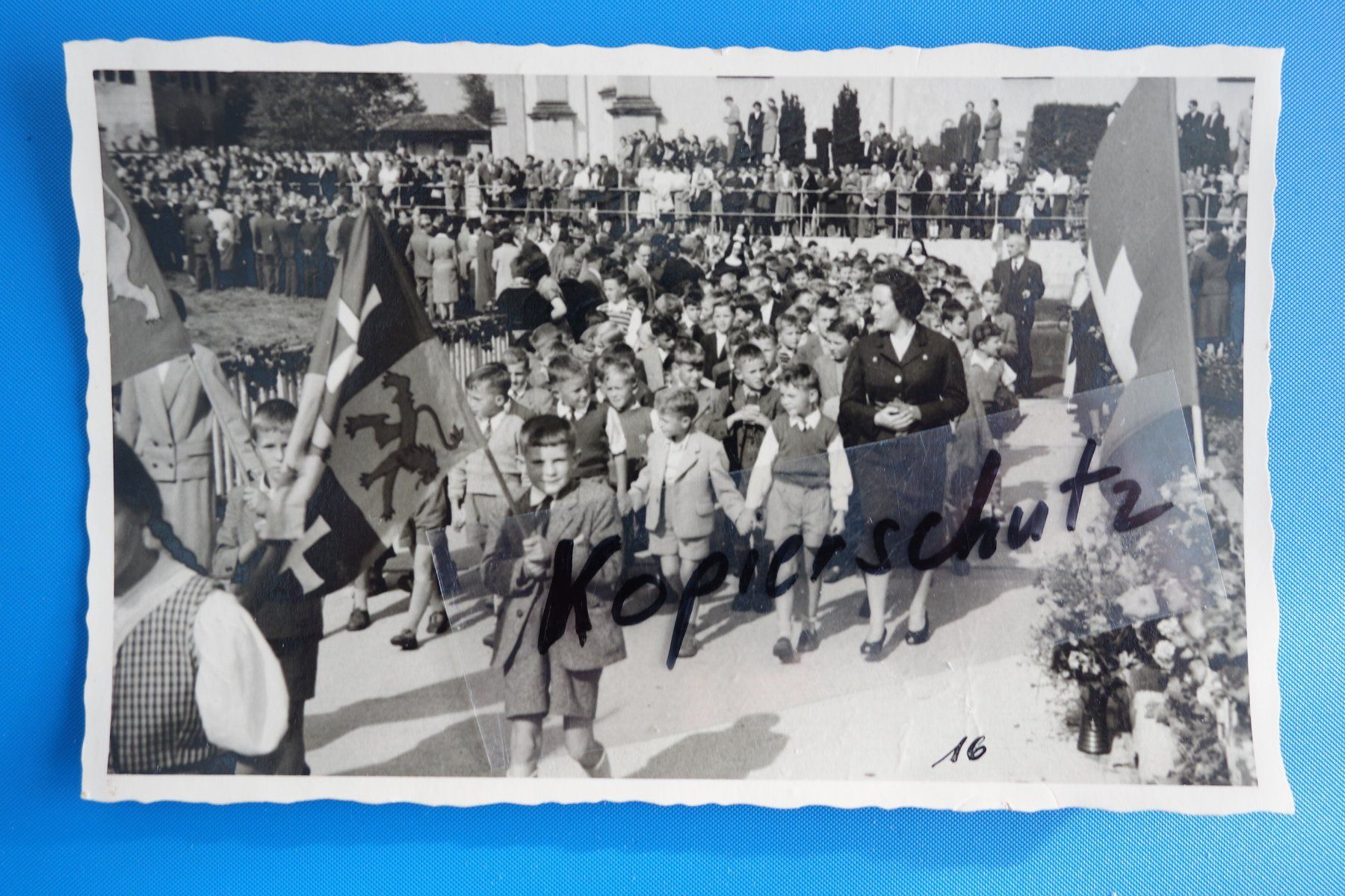 Cartoline postali: FREIENBACH - Einweihung Schulhaus Bollenweid 1957 – Usato da Ibach venduto da Ibanto