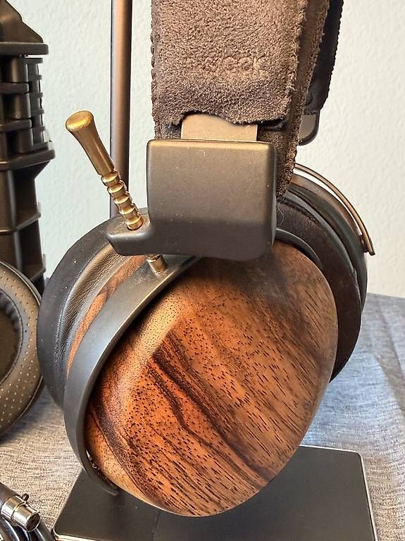 Kopfhörer: ZMF Atrium Closed - Magnesium Chassis - Olivewood Cups – Gebraucht aus Schaffhausen von BJM32 2