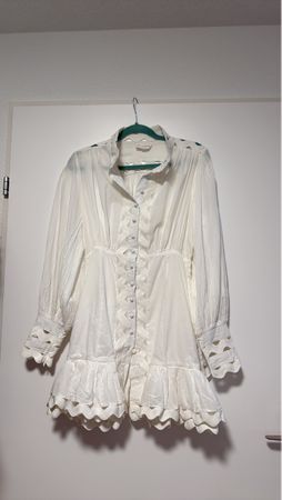Elegant White dress with Ruffle Details, Size L