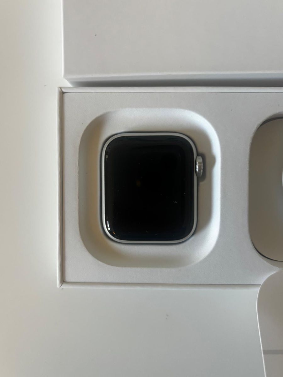Apple Smartwatch: Apple watch SE Silber – Nuovo (secondo la descrizione) da Zürich venduto da barbaraaegler 3