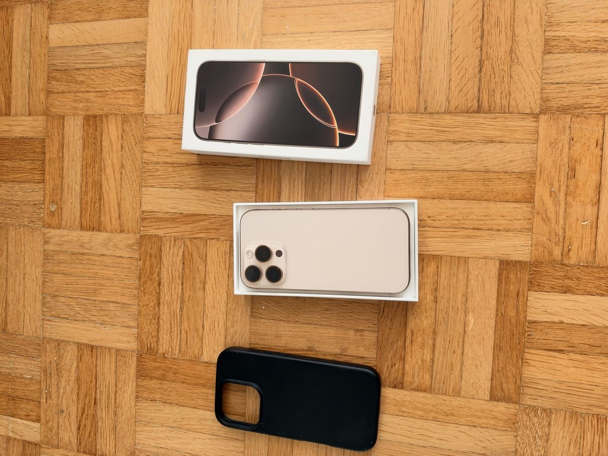 Apple Telefoni cellulari / Smartphones: Apple iPhone 16 Pro 1Tb gebraucht mit Hülle – Usato da Kloten venduto da dra_t2b7 2