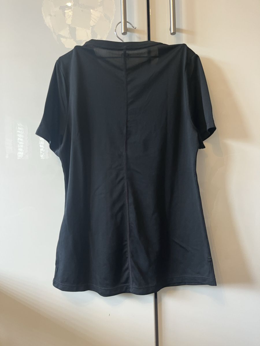 Nike T-shirt: Haut de sport NIKE taille XS – Nuovo (secondo la descrizione) da Aigle venduto da sow_m7gm 5