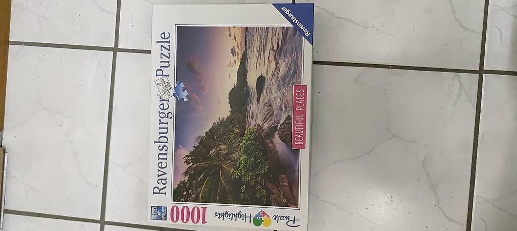 Puzzle: Isola Praslin Puzzle Ravensburger 1000 PZ  – Usato da Morbio Inferiore venduto da Dome_ 3