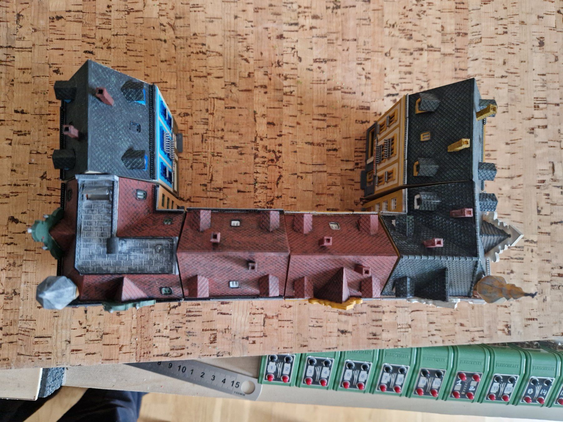 Faller Modelleisenbahnen: Lot de 6 maisons Faller N – Gebraucht aus Tavannes von Jacksonhmc 2