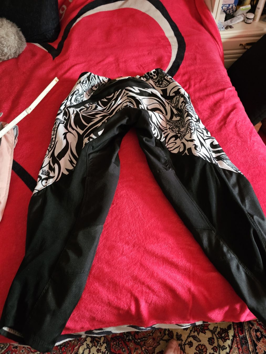Pantaloni: Töff Hosen 38 – Usato da Egerkingen venduto da sirod05 4