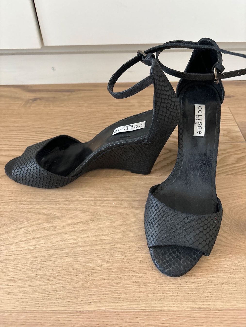 Scarpe da donna: Sandales Colisée – Usato da Genève venduto da bha_jcf5 2