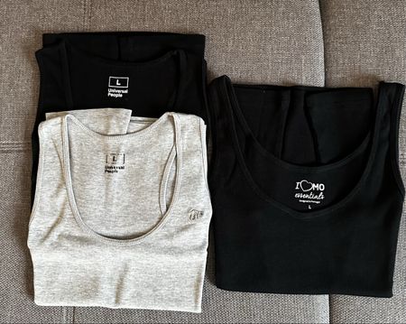 Débardeurs 3x L gris et noir bon état