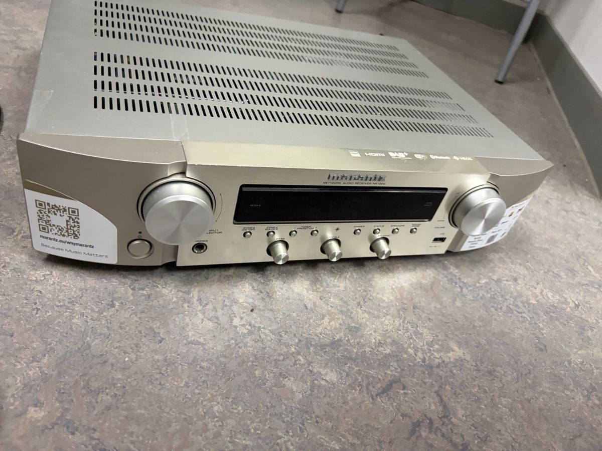 Marantz Récepteurs: Marantz MR1200 Receiver – D'occasion à Uznach par pegasus101