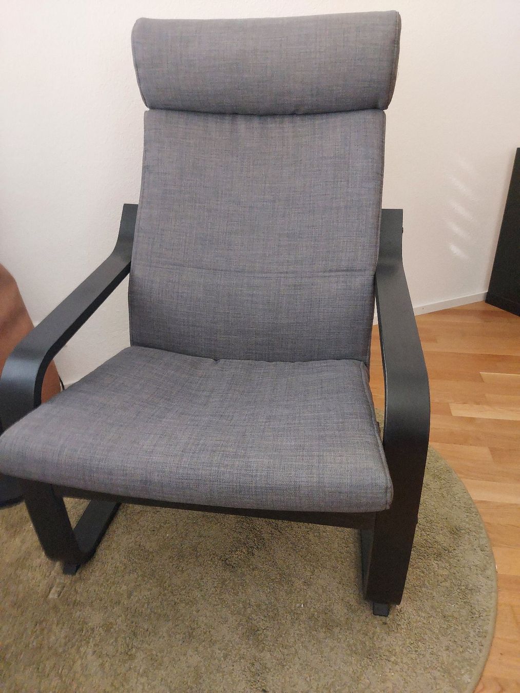 Ikea Poltrone: IKEA Poäng Sessel schwarz – Usato da Solothurn venduto da linus132652