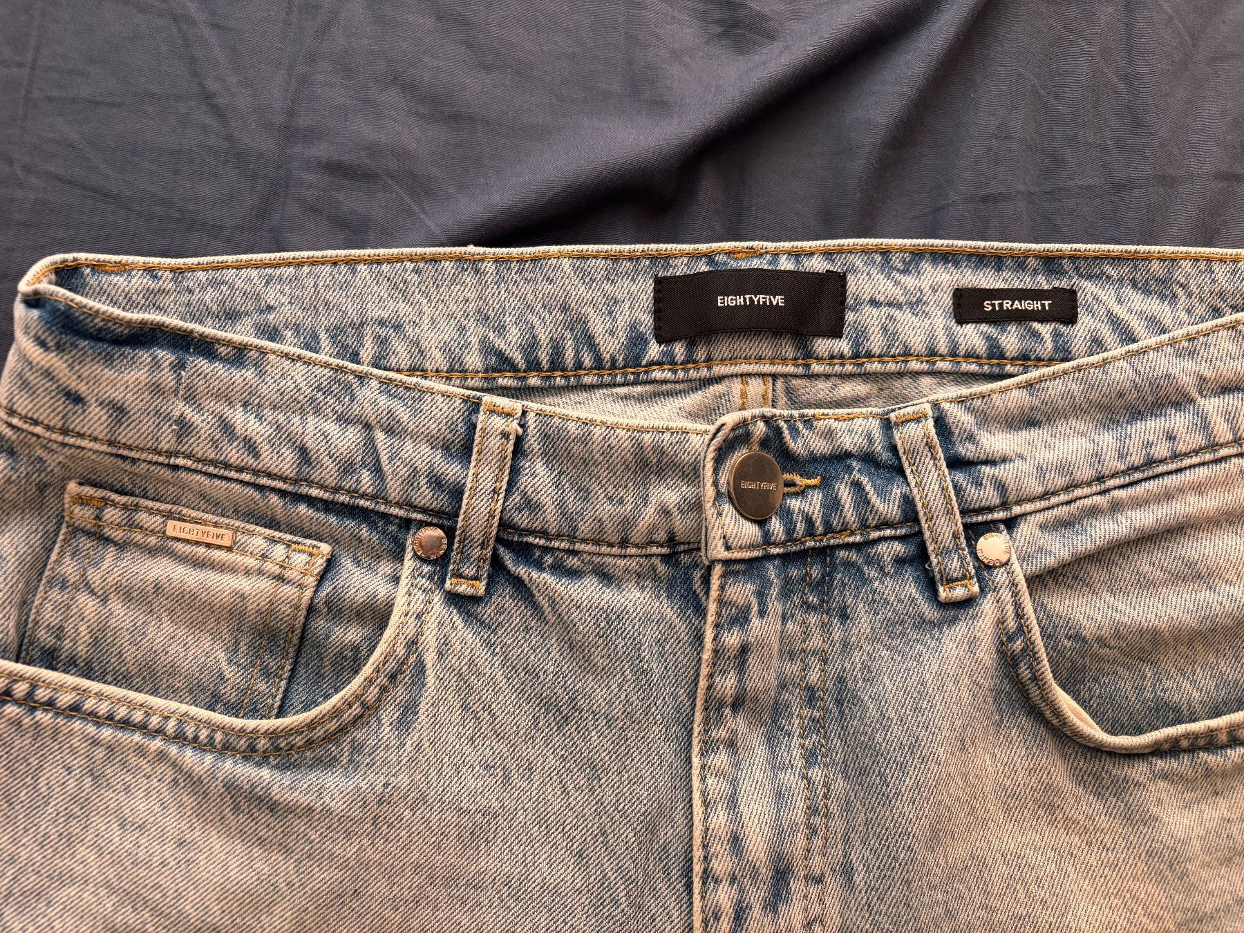 Jeans: Eightyfive Jeans – D'occasion à Erlenbach ZH par r_39 2