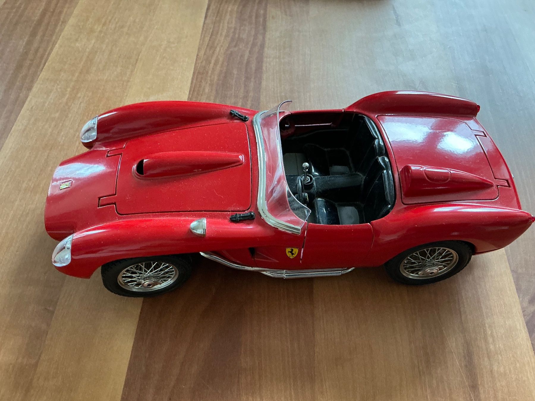 Bburago Modellini d'auto: Burago Metall Autos – Usato da Kirchenthurnen venduto da Gluecksbrief 1