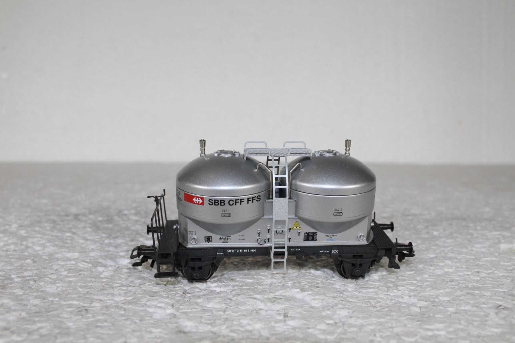 Märklin Modelleisenbahnen: Märklin 47612  SBB  Silowagen  grau – Gebraucht aus Triesen von cor_62ts 1