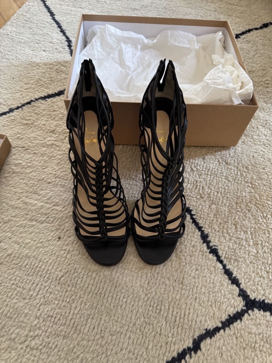 Christian Louboutin Scarpe da donna: Louboutin – Usato da Genève venduto da Cicin