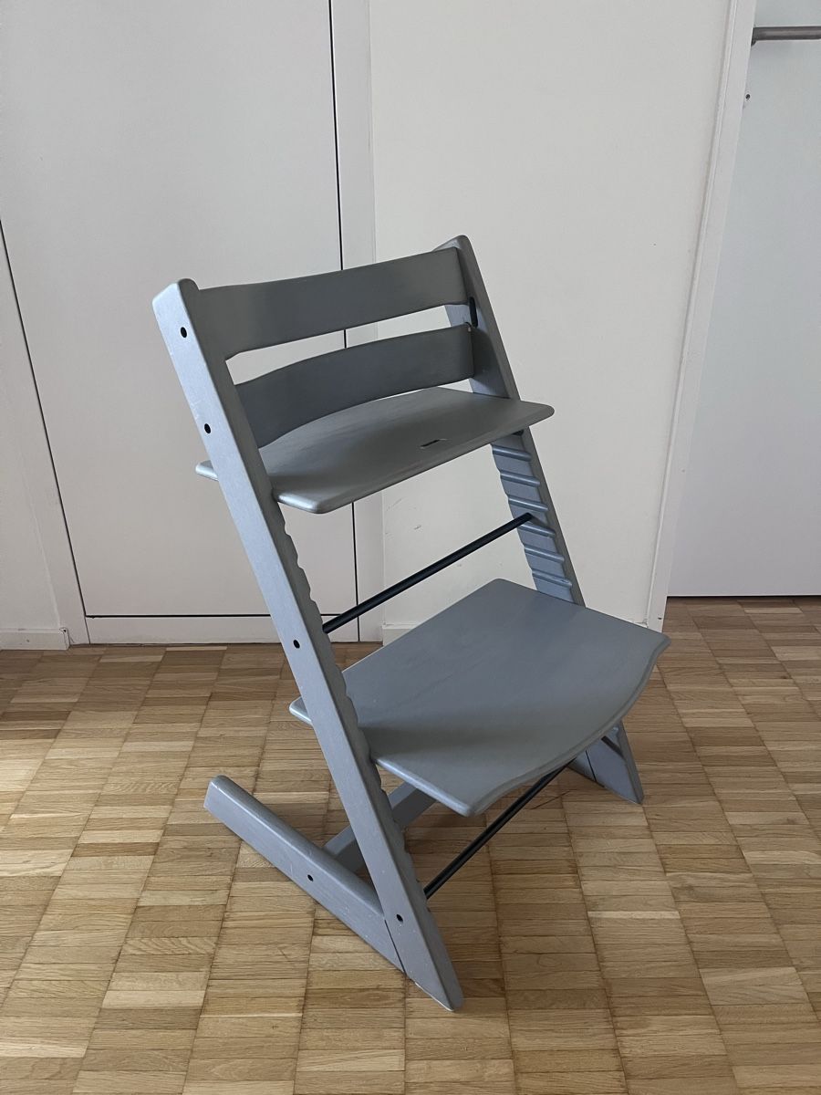Stokke Chaises hautes: Stokke Tripp Trapp grau – D'occasion à Zürich par cha_s85j