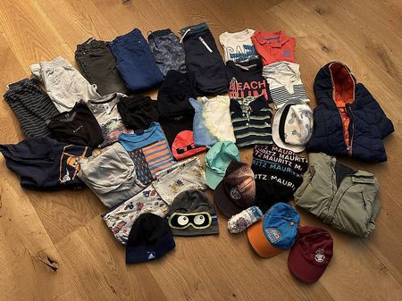 Kleiderpaket Junge Grösse 122/128