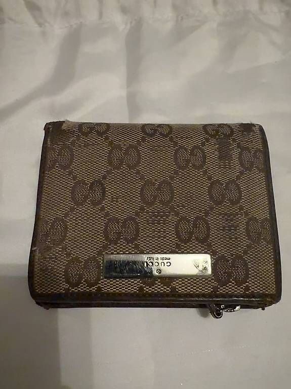Portamonete: gucci portemonnaie – Usato da Zürich venduto da vor_7vgf