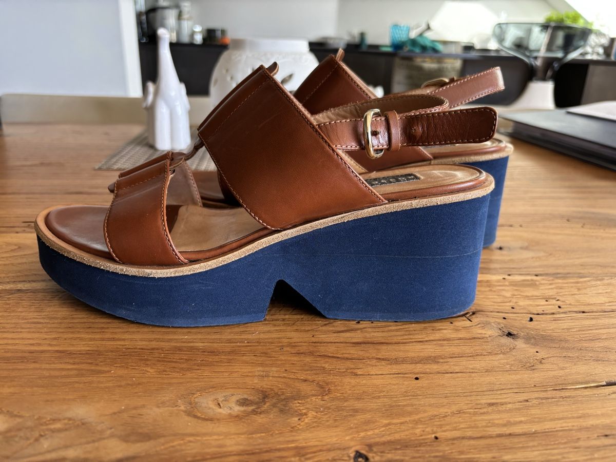Fratelli Rossetti Scarpe da donna: FRATELLI ROSSETTI - Sandales Comprnsé – Usato da Chardonne venduto da teenyweeny