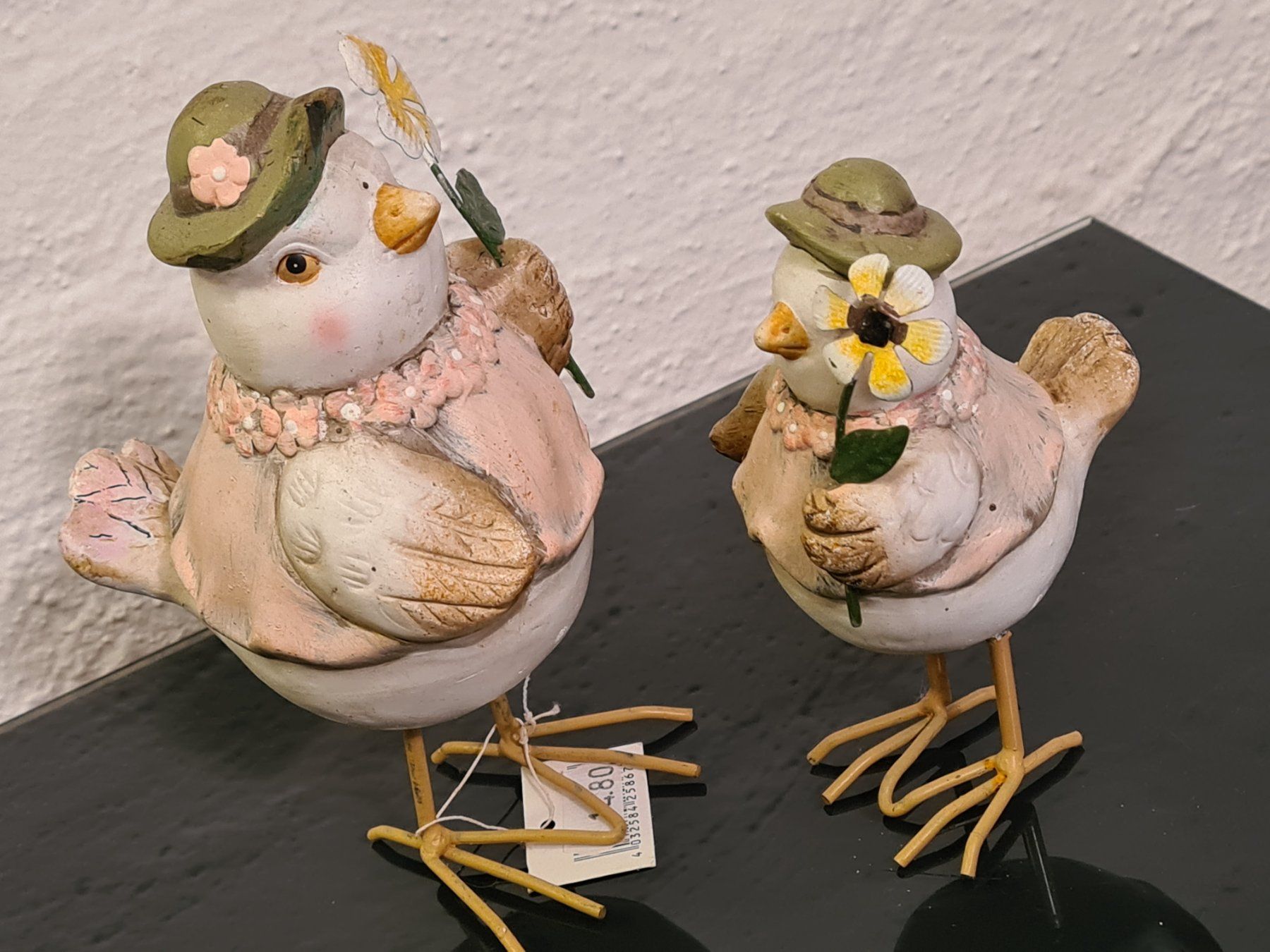Tutte le decorazioni: 2 Frühlings Ton- Figuren, 17 & 14 cm – Usato da Amriswil venduto da kleindeko 1