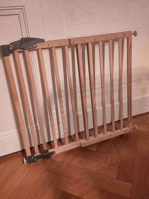 Box & Barriere di sicurezza: Barrière de sécurité Geuther  – Nuovo e nell'imballaggio originale da Lausanne venduto da mai_h6zr