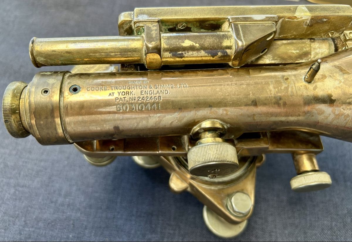 Messen: Nivelliergerät Cooke, Troughton & Simms England antik – Gebraucht aus Frauenfeld von Colonia64 5