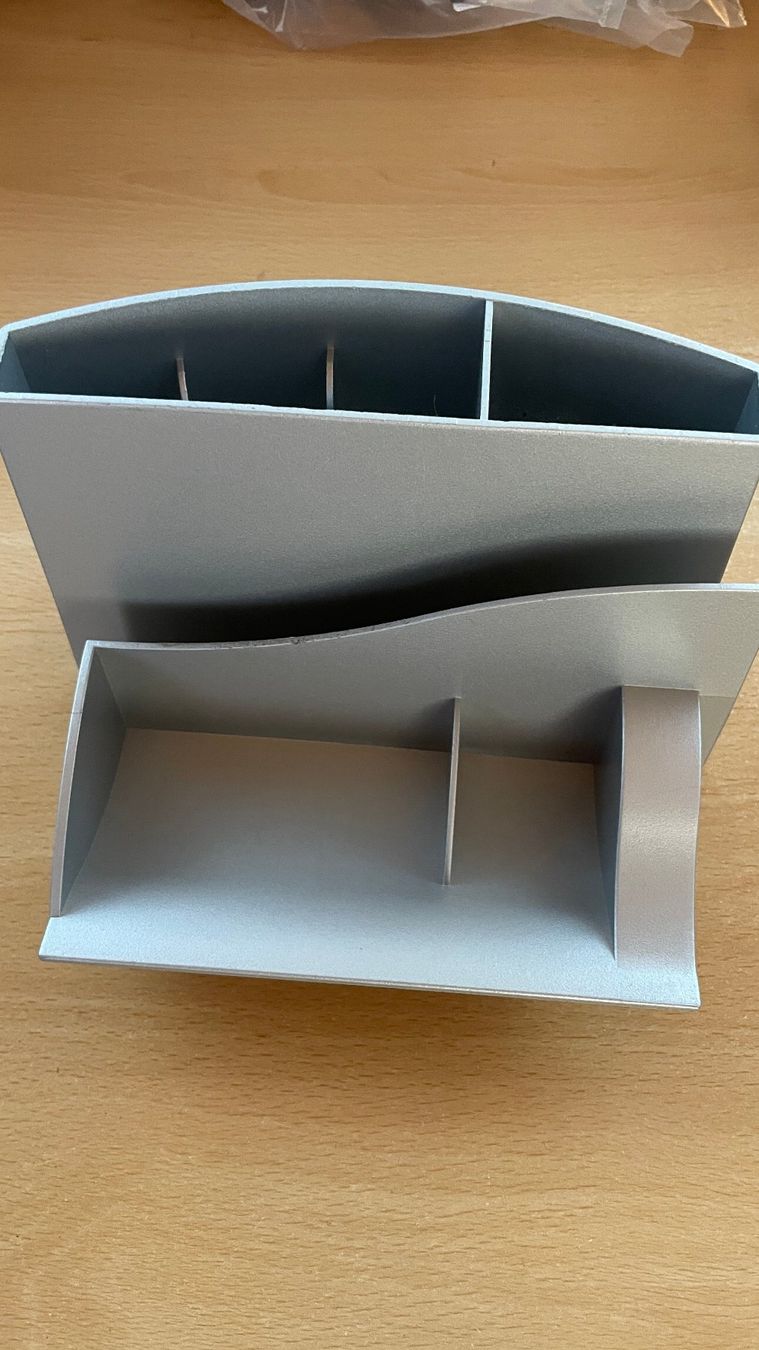 Contenitori & Simili: Schreibtisch Organizer silber mit Fächern – Usato da Glattfelden venduto da cybermaxx 2
